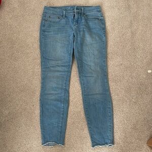 Size 2 Vineyard Vines Skinny Jeans